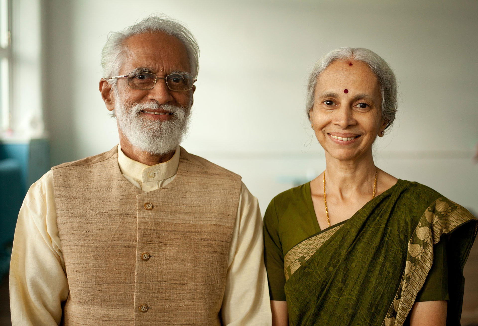 A.G. Mohan und Indra Mohan: Anjas  persönliche LehrerIn